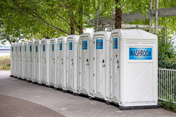 Best Porta potty delivery and setup  in Enetai, WA
